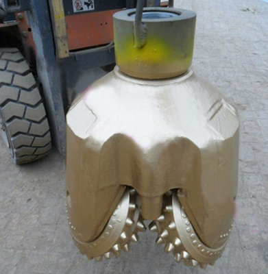 Китай API TCI Tricone Rock Bit/Steel Tooth Bit/Roller Rock Bit/Tricone Drill Bit (Триконный каменный кусочек/стальной зубной кусочек/рулочный каменный кусочек/триконный буровой кусочек) поставщик